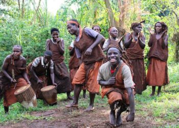 WHAT?! Meet The Tribe In Africa Believed To Be The First Human Beings On Earth