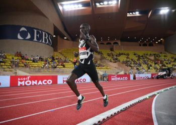 WORLD RECORD! Joshua Cheptegei smashes 5000m world record
