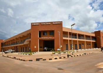 Museveni Commissions ultra-modern Market in Tororo