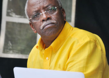 Ex-Primier Amama Mbabazi, First Son Gen Muhoozi Receive Prestigious Awards