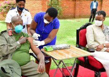 MUSEVENI ,FIRST LADY TAKE ASTRAZENECA VACCINE JABS TO FEND- OFF COVID -19