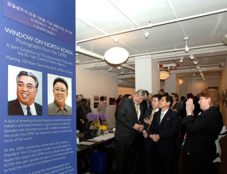 Salisbury Meets President Kim Il Sung