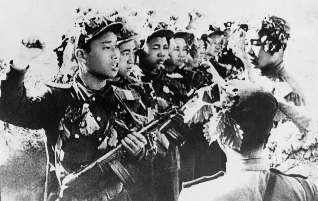 KPA soldiers pledging to defend the height of the country