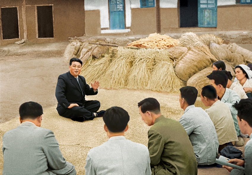 Kim Il Sung with peasants to discuss farming October Juche 47 (1958)