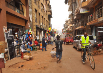 Kampala traders defy govt guidelines, reopen shops