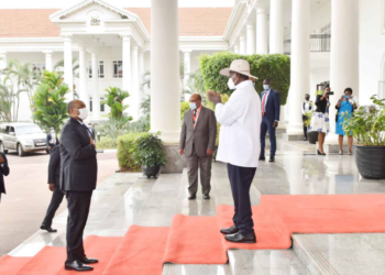 Museveni Pledges To Fight For Stability Of Khartoum Govt