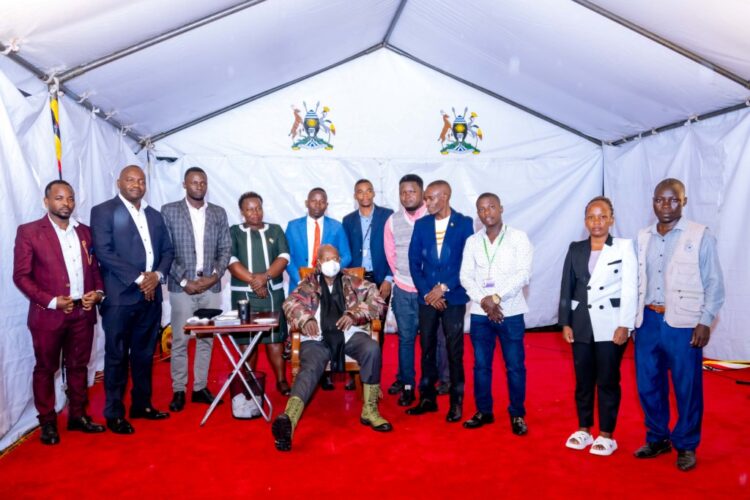 President Museveni Engages with Bunyoro Journalists