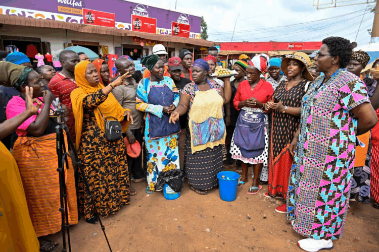 Luwero roadside market vendors tipped on household income as Museveni offers financial support