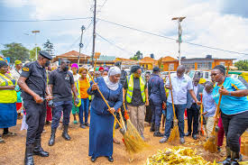 Three Hours of Silence: Police Tell Uganda to Park the Cars and Pick up the Brooms